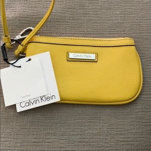 NWT Calvin Klein leather wristlet